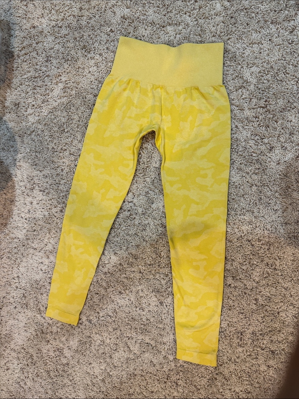 NVGTN Bright Yellow Camo High-Rise Leggings